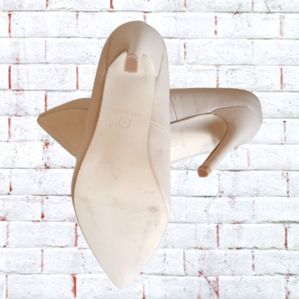 🤩Host Pick 🤩 Like new🌷 ARDENE Beige Faux Leather High Heel Pumps - Picture 14 of 16
